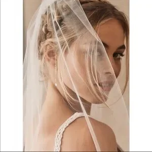 BHLDN | Accessories | New Bhldn Soft Tulle Cathedral Bridal  display picture 1